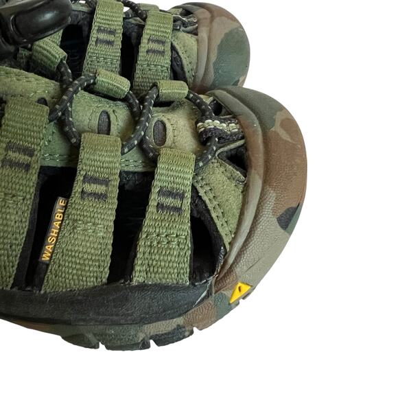 Keen Newport H2 Waterproof Camo Print Green Shoes Size 9 - Picture 6 of 9
